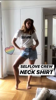 Vanessa Mai feet photo thumbnail