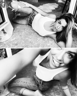 Vanessa Mai feet photo thumbnail