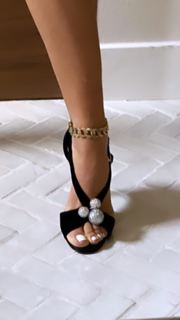 Vanessa Marcil feet photo thumbnail