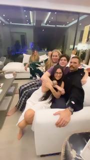Vanessa Marcil feet photo thumbnail