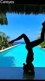 Vanessa Marcil feet photo thumbnail
