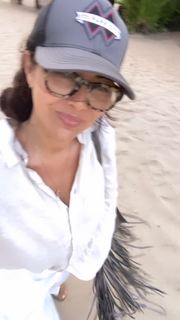 Vanessa Marcil feet photo thumbnail