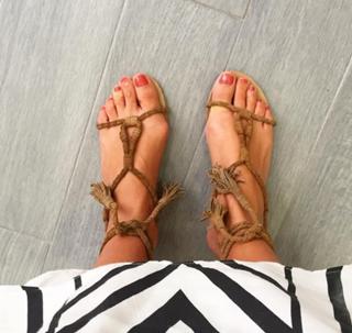 Vanessa Martins feet photo 9