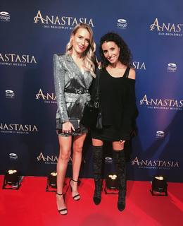 Vanessa Meisinger feet photo 2