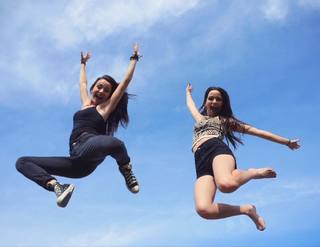 Vanessa Merrell feet photo thumbnail