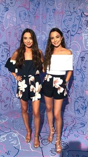 Vanessa Merrell feet photo thumbnail