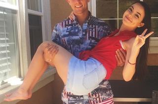 Vanessa Merrell feet photo thumbnail