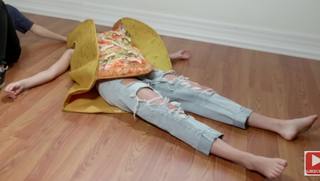 Vanessa Merrell feet photo thumbnail
