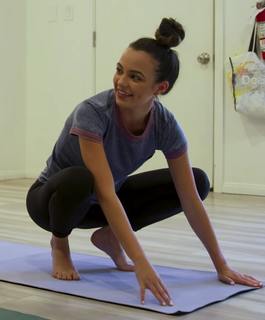 Vanessa Merrell feet photo thumbnail