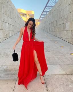 Vanessa Merrell feet photo thumbnail