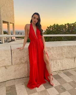 Vanessa Merrell feet photo thumbnail