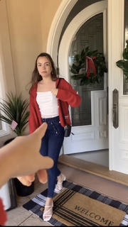 Vanessa Merrell feet photo thumbnail