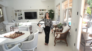 Vanessa Merrell feet photo thumbnail