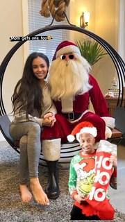 Vanessa Morgan feet photo thumbnail