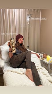 Vanessa Morgan feet photo 2