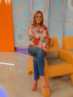 Vanessa Oliveira feet photo thumbnail
