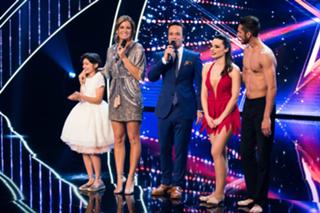 Vanessa Oliveira feet photo thumbnail