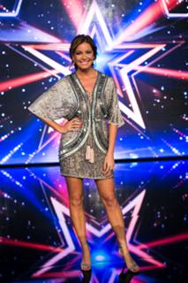 Vanessa Oliveira feet photo thumbnail