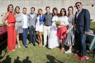 Vanessa Oliveira feet photo thumbnail