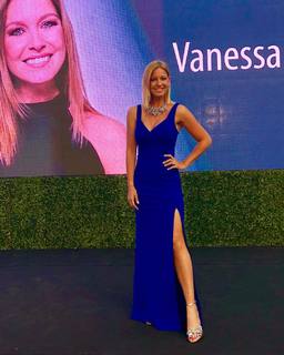 Vanessa Oliveira feet photo thumbnail
