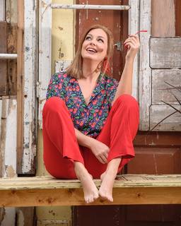 Vanessa Oliveira feet photo thumbnail