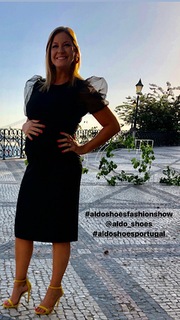 Vanessa Oliveira feet photo thumbnail