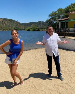 Vanessa Oliveira feet photo thumbnail