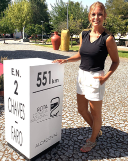 Vanessa Oliveira feet photo thumbnail