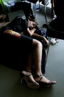 Vanessa Oliveira feet photo thumbnail