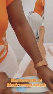 Vanessa Oliveira feet photo thumbnail