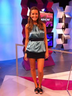 Vanessa Oliveira feet photo thumbnail