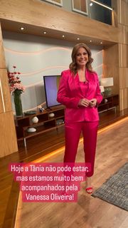 Vanessa Oliveira feet photo thumbnail