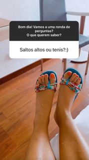 Vanessa Oliveira feet photo thumbnail