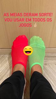 Vanessa Oliveira feet photo thumbnail