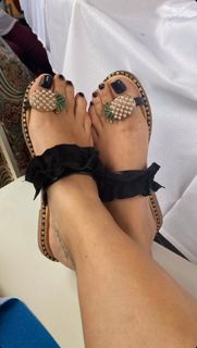 Vanessa Oliveira feet photo thumbnail