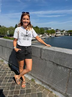 Vanessa Oliveira feet photo 13
