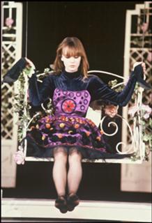 Vanessa Paradis feet photo thumbnail