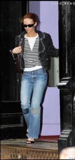 Vanessa Paradis feet photo thumbnail
