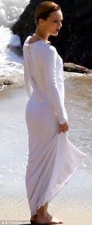 Vanessa Paradis feet photo thumbnail