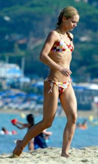 Vanessa Paradis feet photo thumbnail