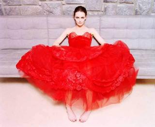 Vanessa Paradis feet photo thumbnail