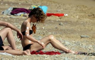 Vanessa Paradis feet photo thumbnail