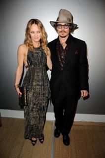Vanessa Paradis feet photo thumbnail