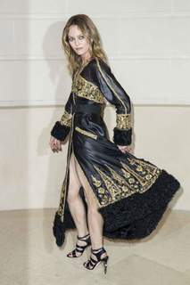 Vanessa Paradis feet photo thumbnail