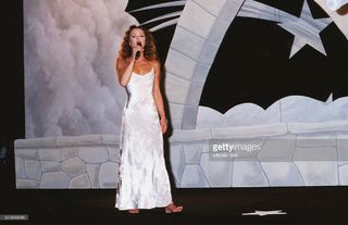 Vanessa Paradis feet photo thumbnail