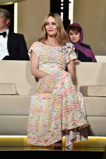 Vanessa Paradis feet photo thumbnail