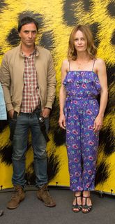 Vanessa Paradis feet photo thumbnail