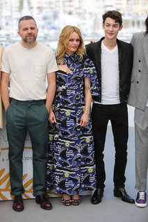 Vanessa Paradis feet photo thumbnail