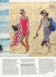 Vanessa Paradis feet photo thumbnail
