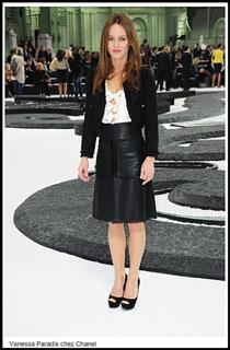Vanessa Paradis feet photo thumbnail